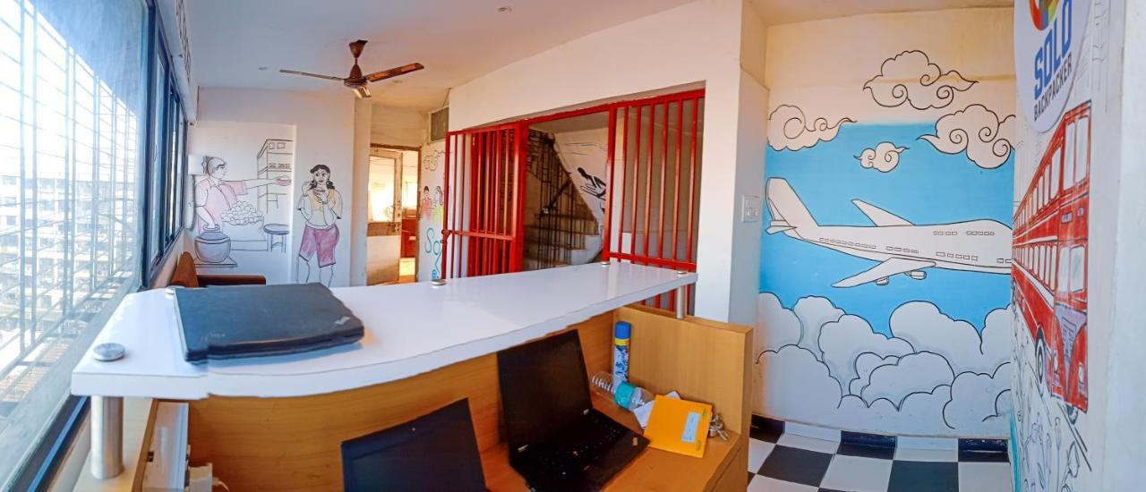Hostel Solo Backpacker Bombaj Zewnętrze zdjęcie